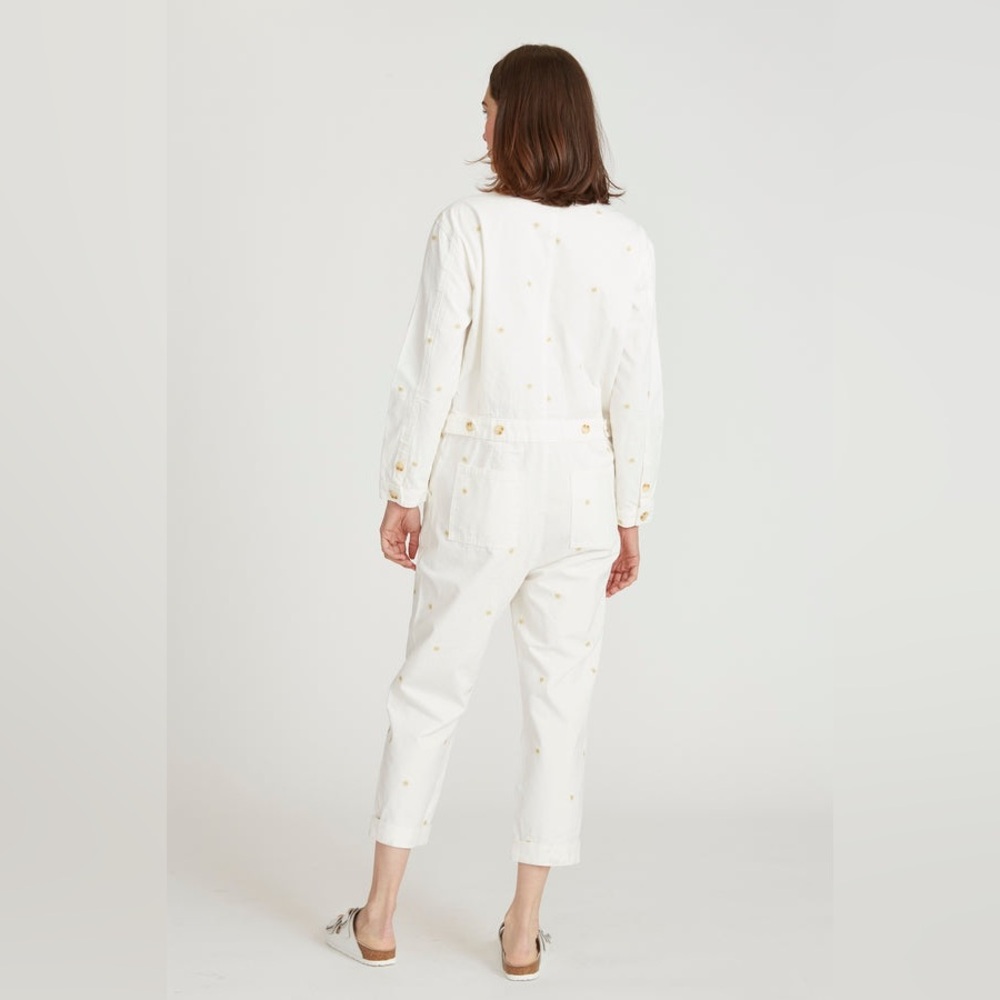 Driftwood Carly Jumpsuit in White Dizzy Daisy Print - Picture 3 of 16